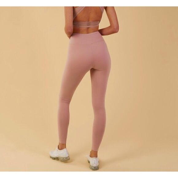 Gymshark Dreamy Leggings Dusty Pink Soft - Picture 2 of 12